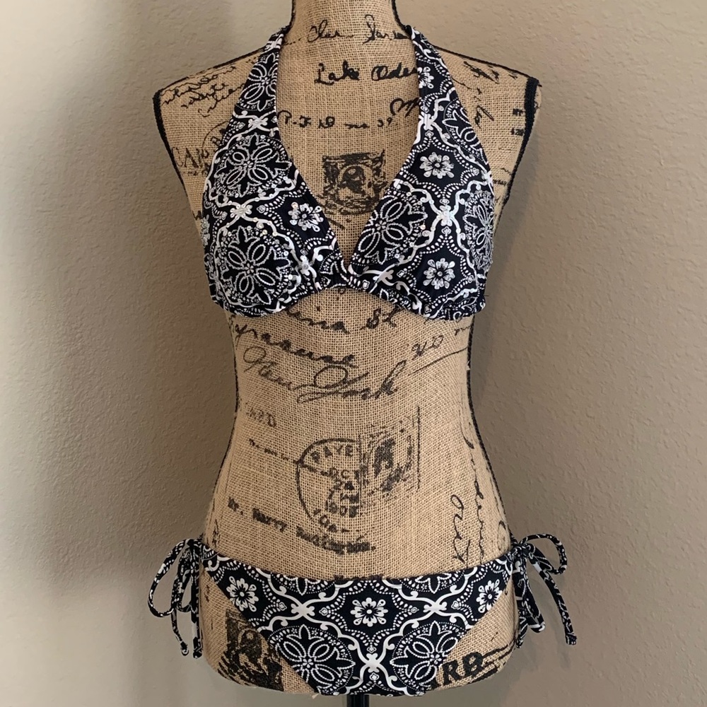 XHILARATION Bikini Black & White Sequin